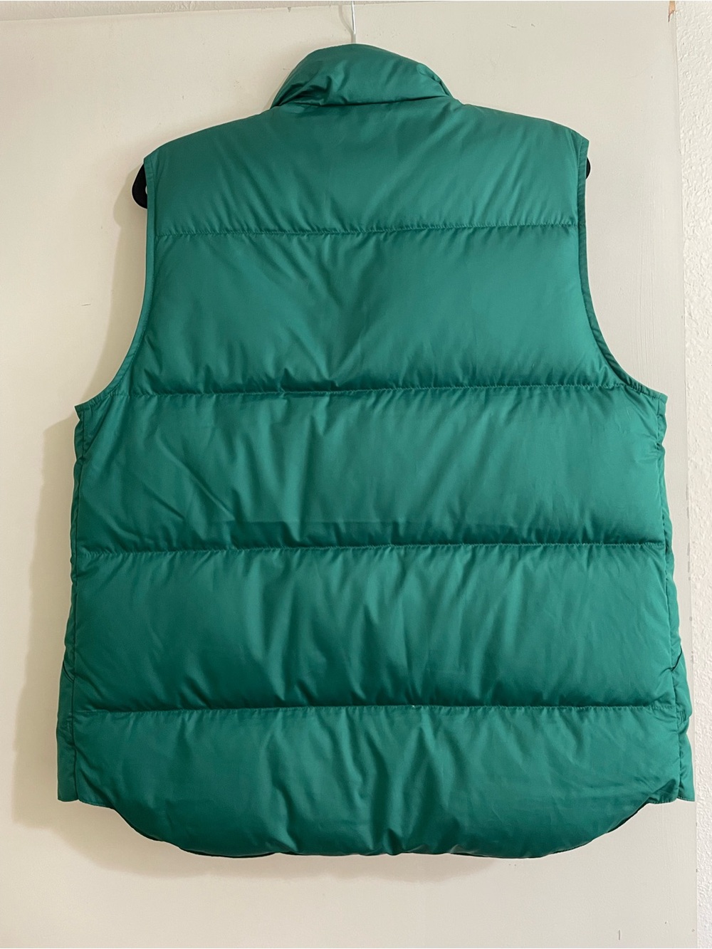 L.L. Bean Emerald Green Puffer Vest - Picture 5 of 5